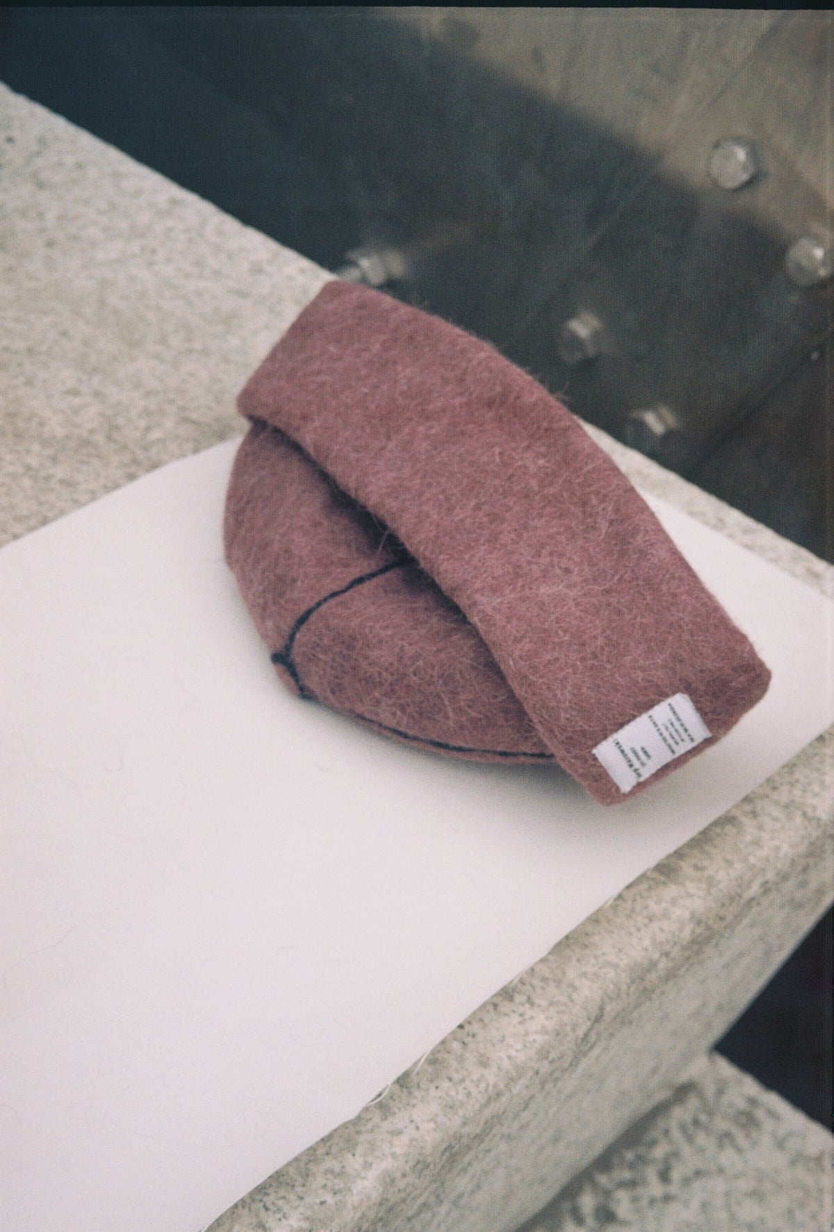 LAZARE Hat in Grape