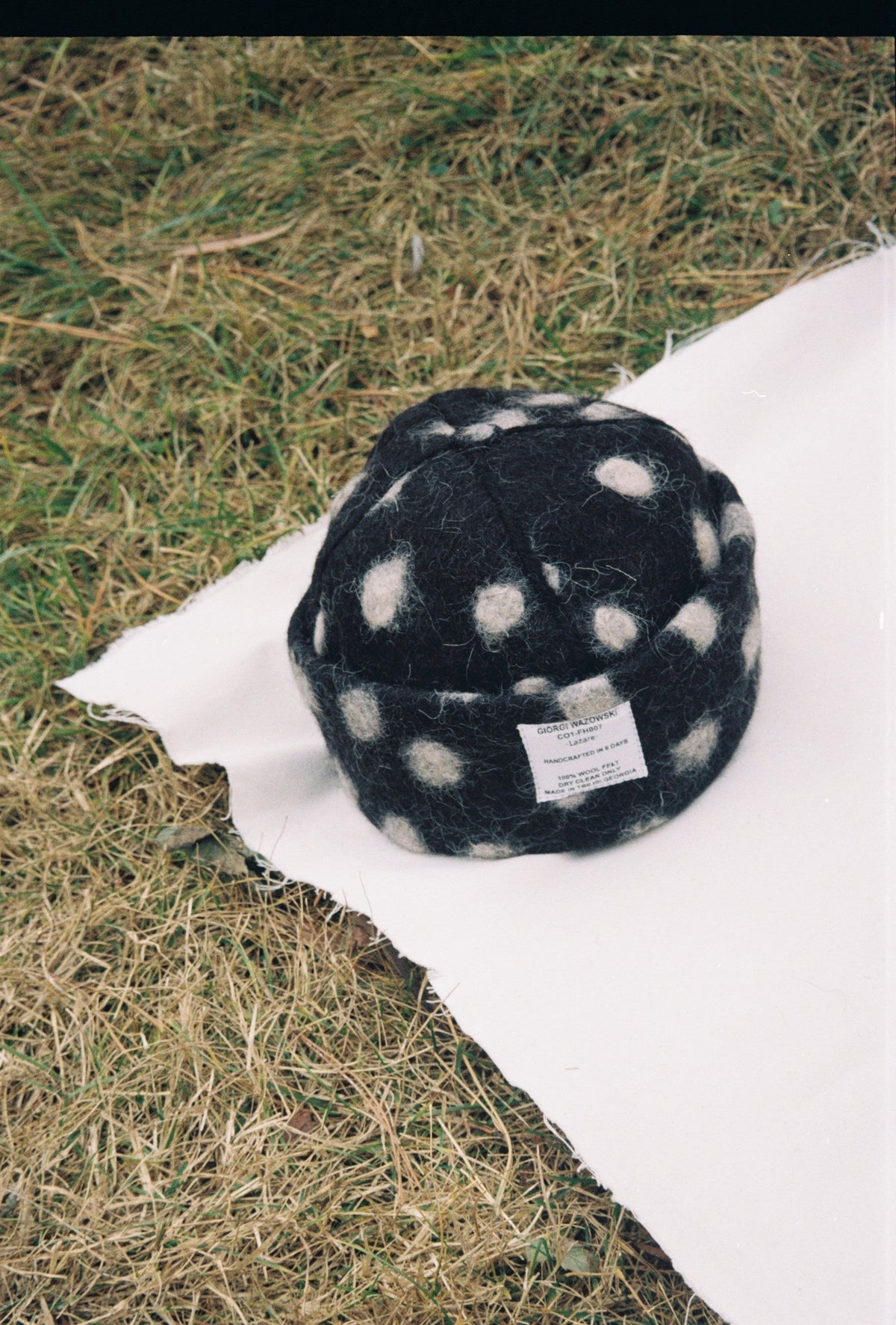 LAZARE Hat in Polka Dot Black