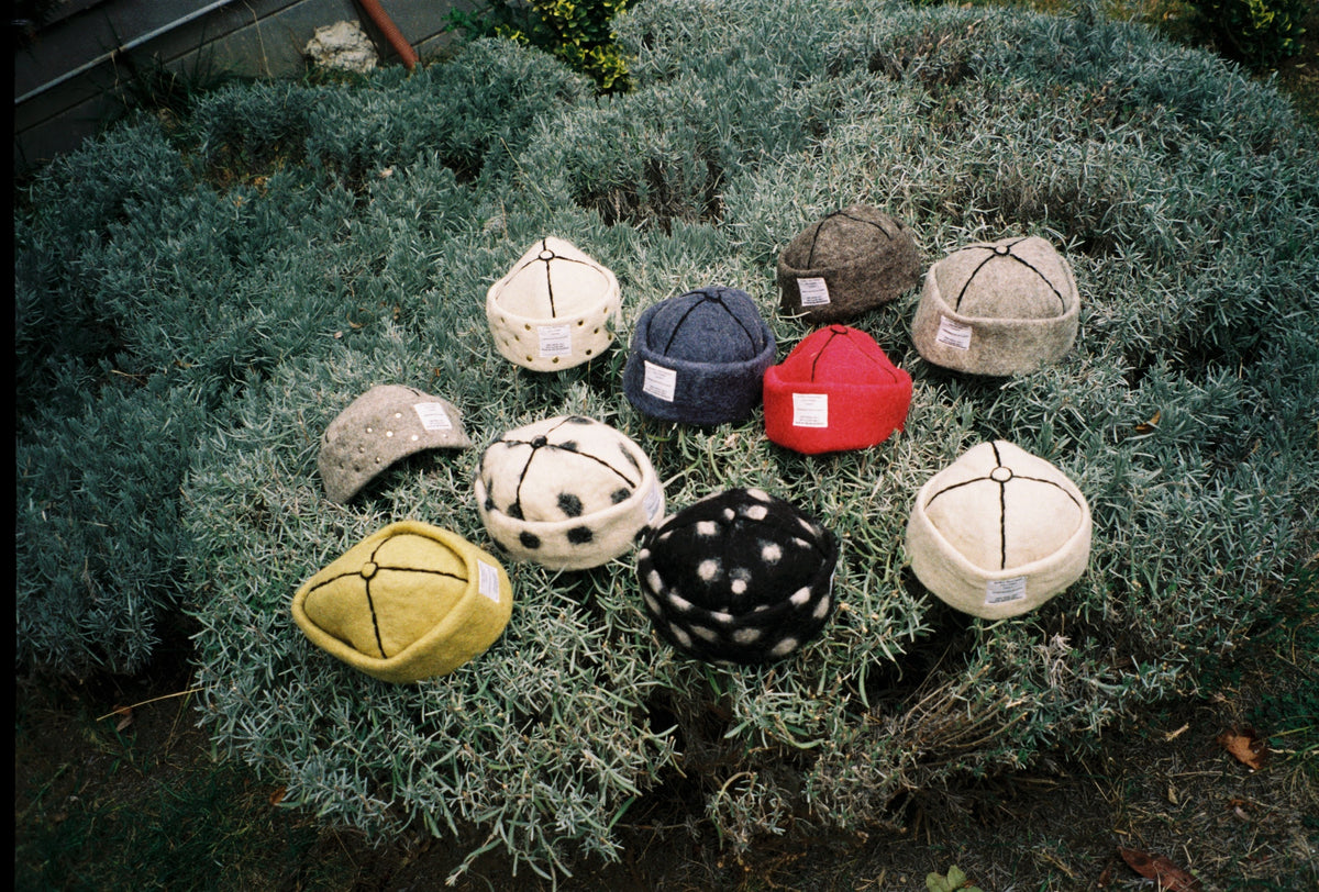 LAZARE Hat in Polka Dot Black