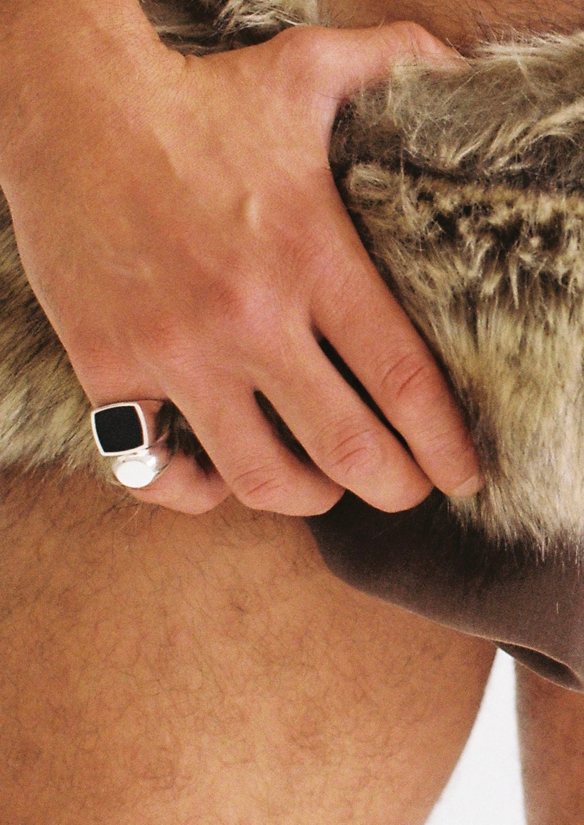 SOLOMON - black square enamel ring